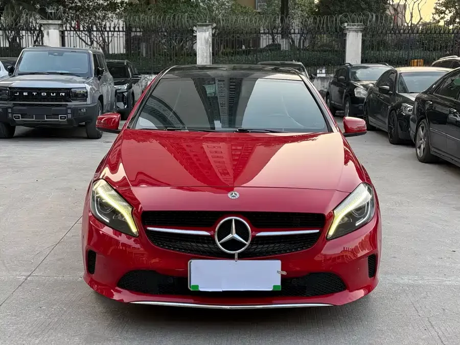 Mercedes-Benz Grade A