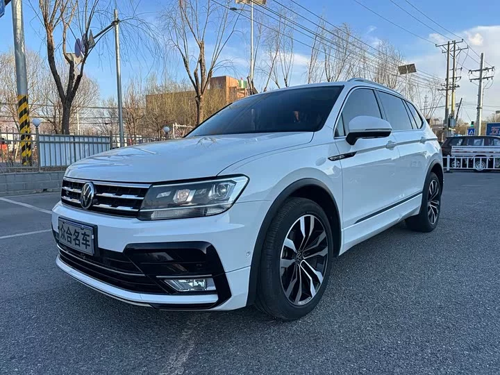 Volkswagen Tiguan L