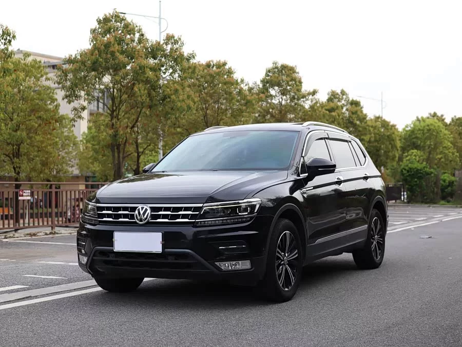 Volkswagen Tiguan L