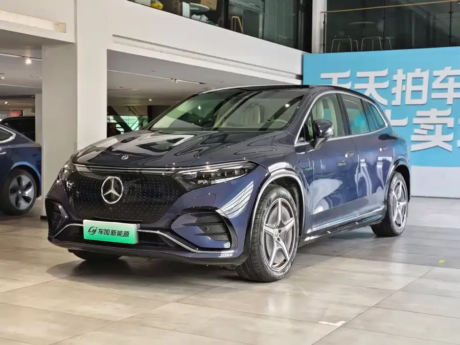 Mercedes Benz EQS SUV