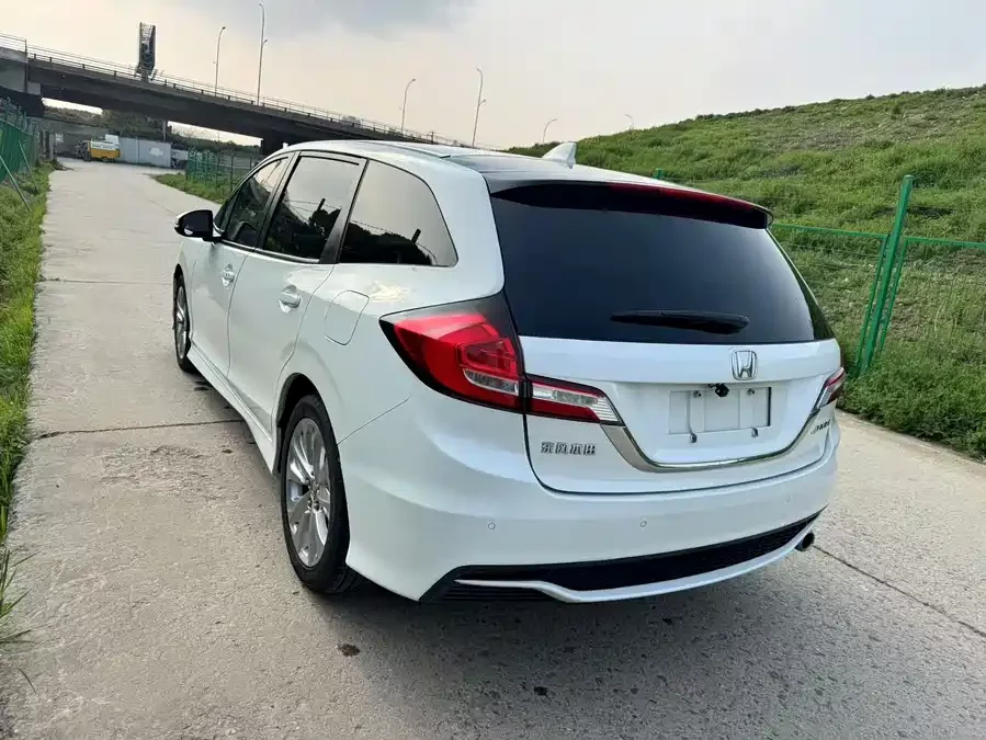 Honda Jade