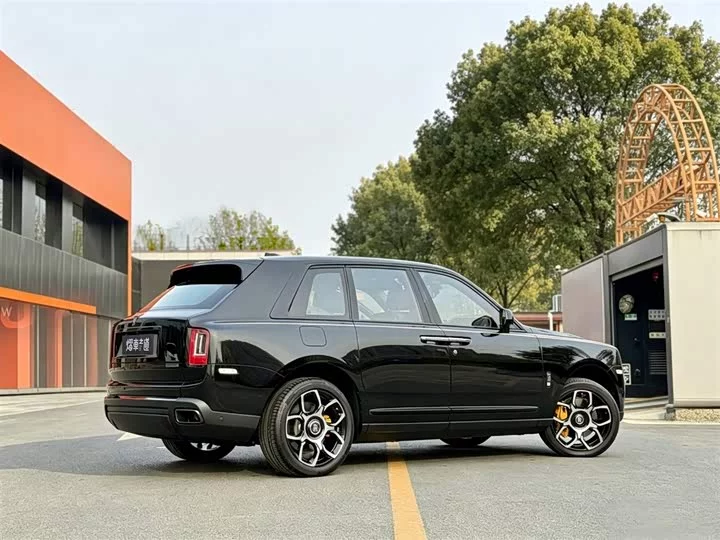 Rolls Royce Cullinan