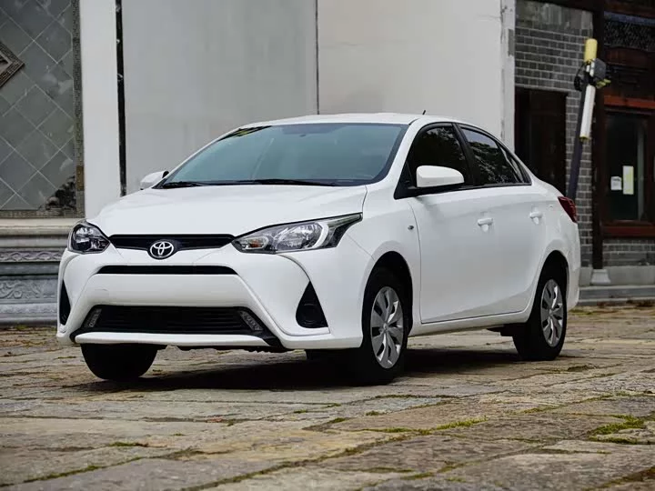 Toyota YARiS L Enjoy