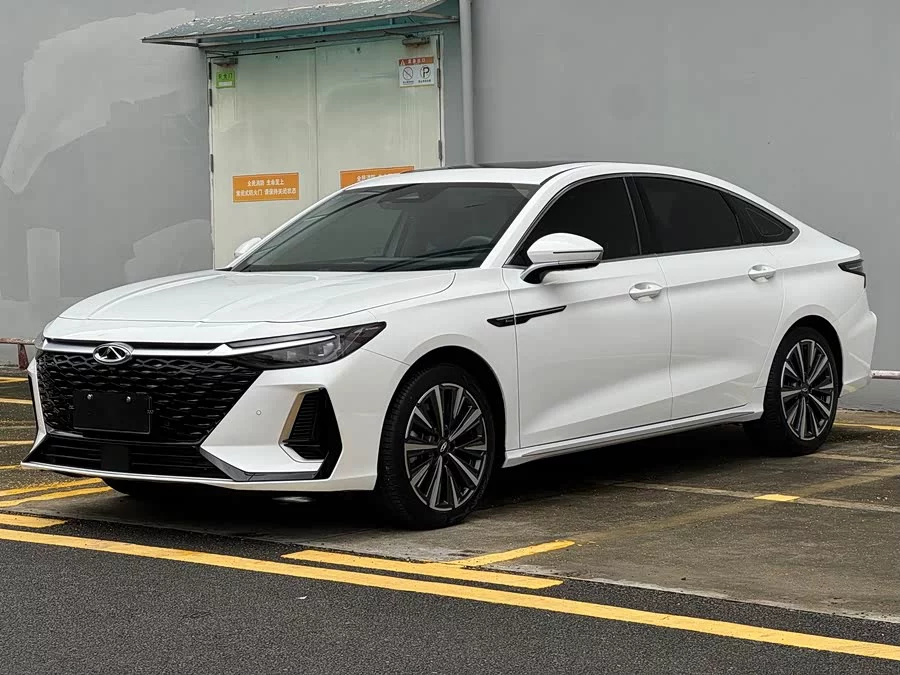 Chery Arrizo 8