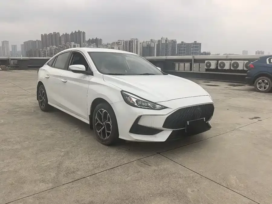 MG 5
