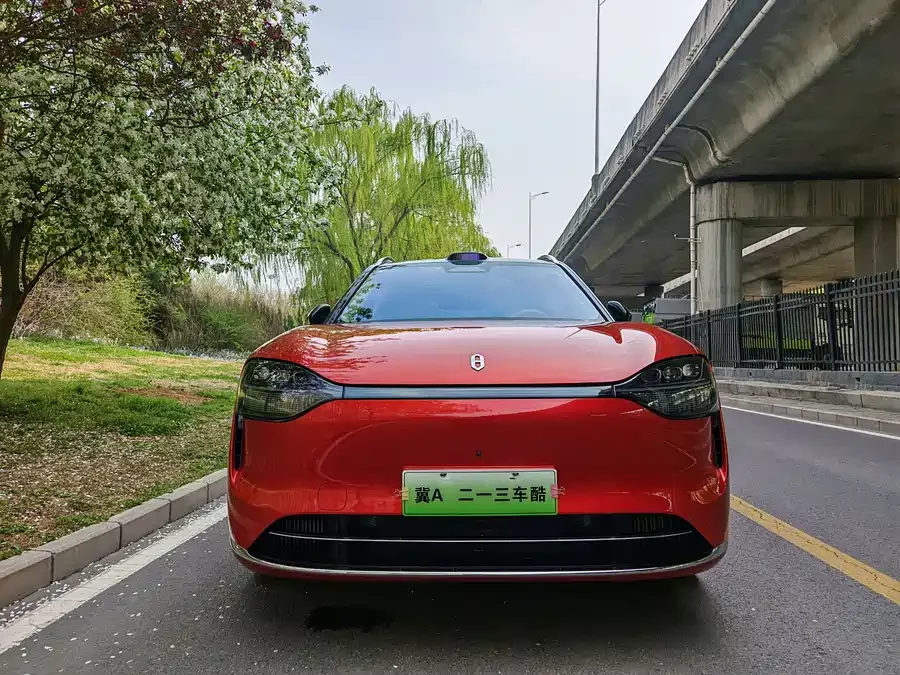 AITO Wenjie M9