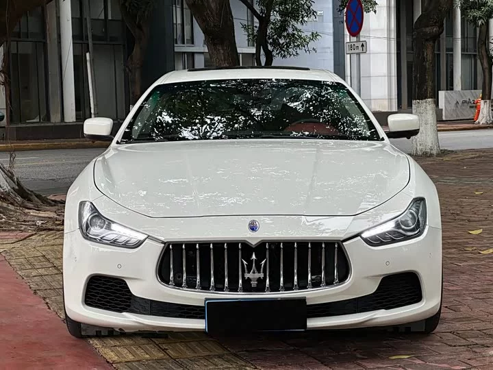 Maserati Ghibli