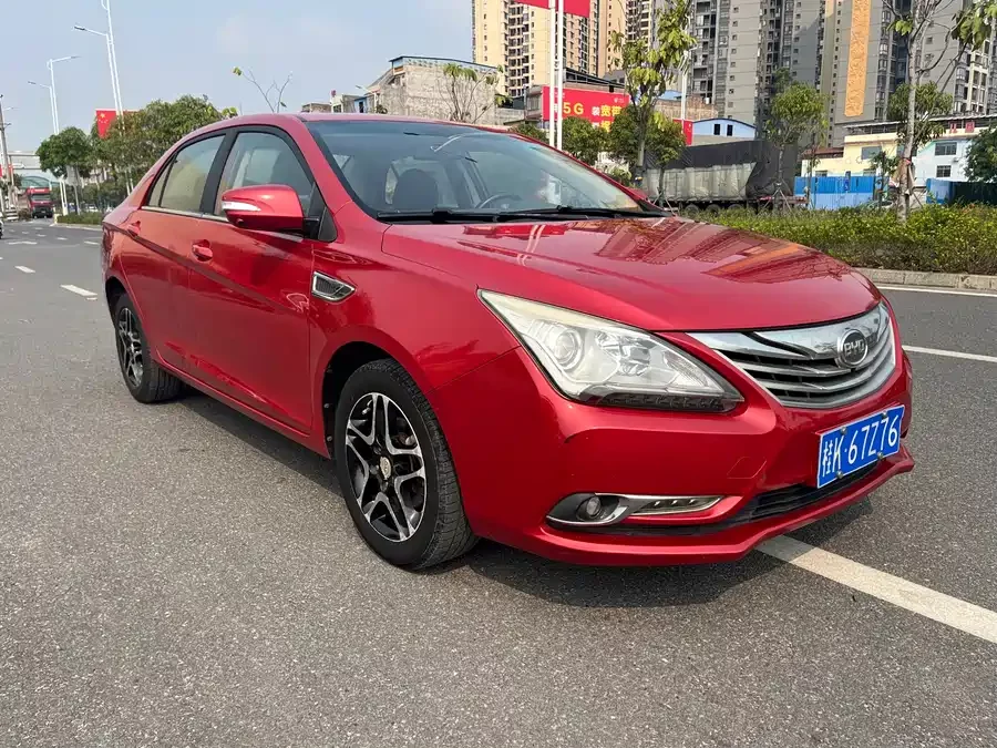 BYD G5