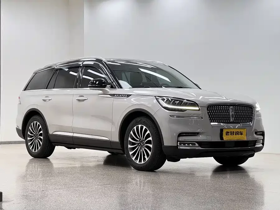Lincoln Aviator