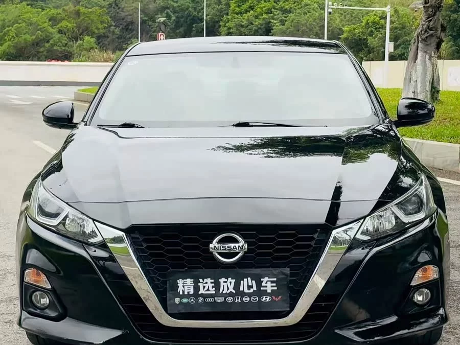 Nissan Teana