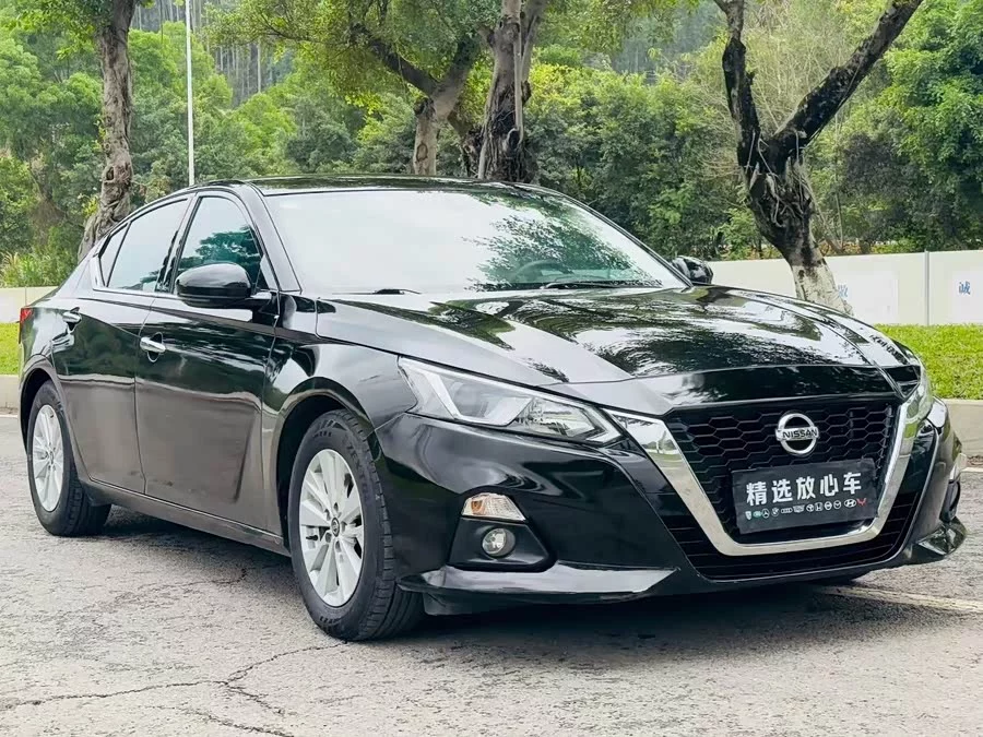 Nissan Teana