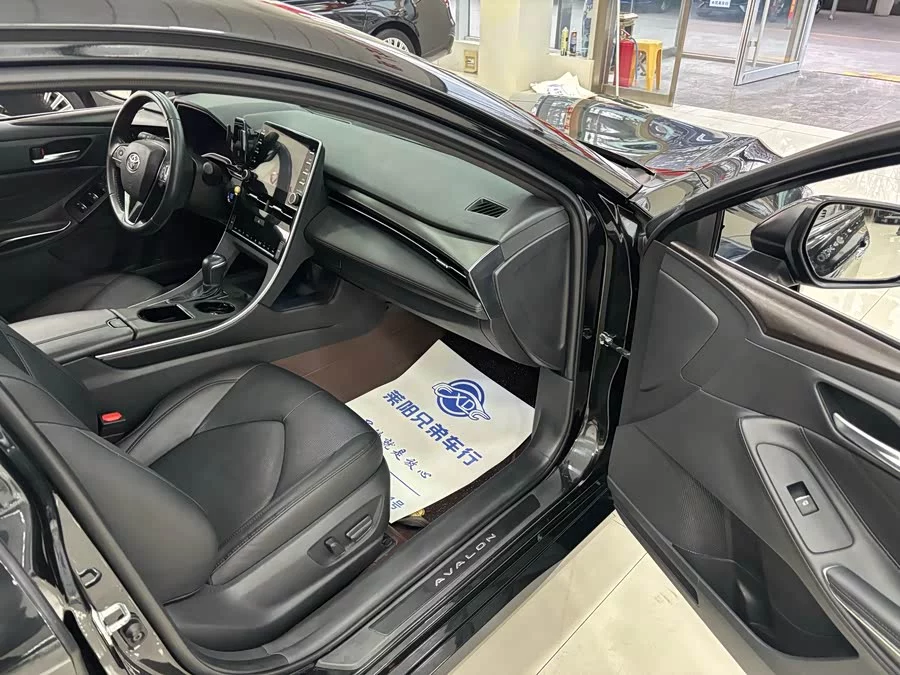 Toyota Avalon