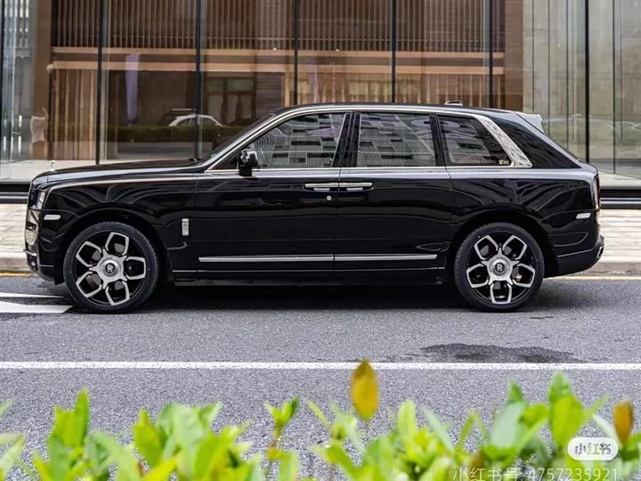 Rolls Royce Cullinan
