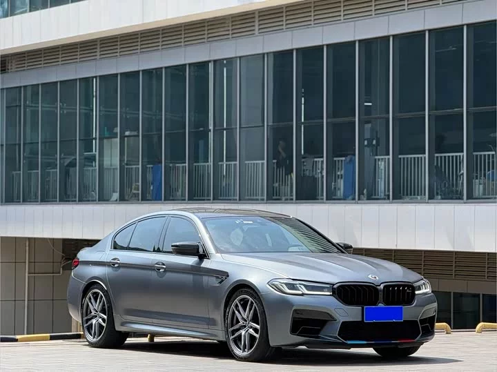 BMW M5