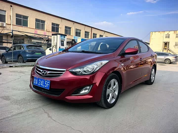 Hyundai Elantra