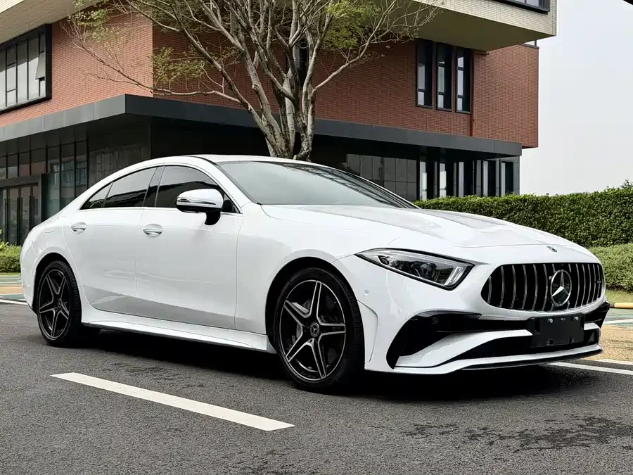 Mercedes Benz CLS