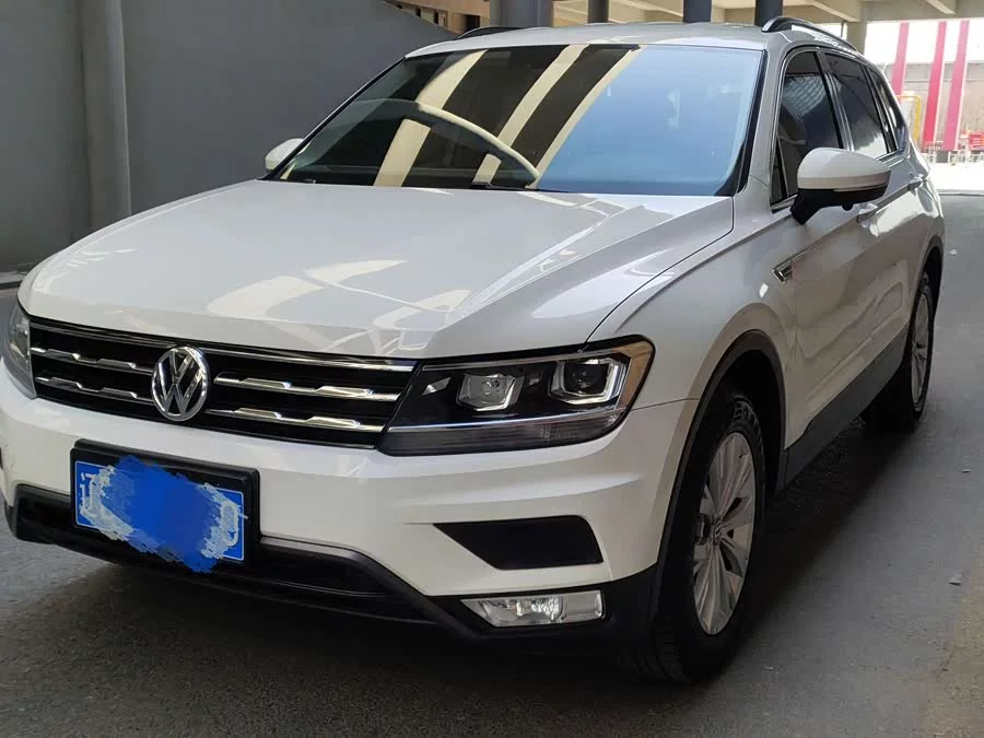 Volkswagen Tiguan L