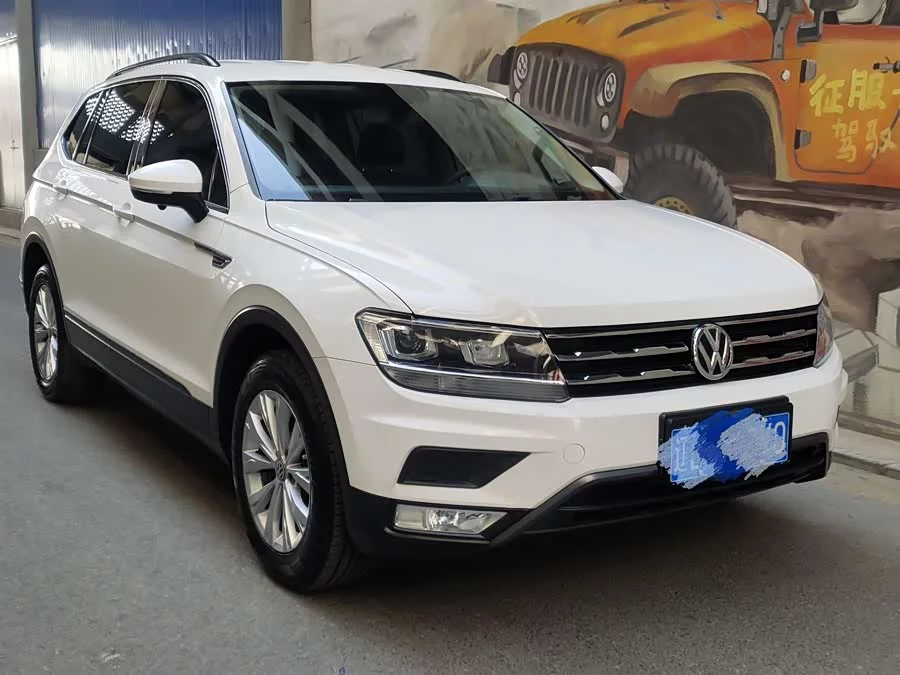 Volkswagen Tiguan L