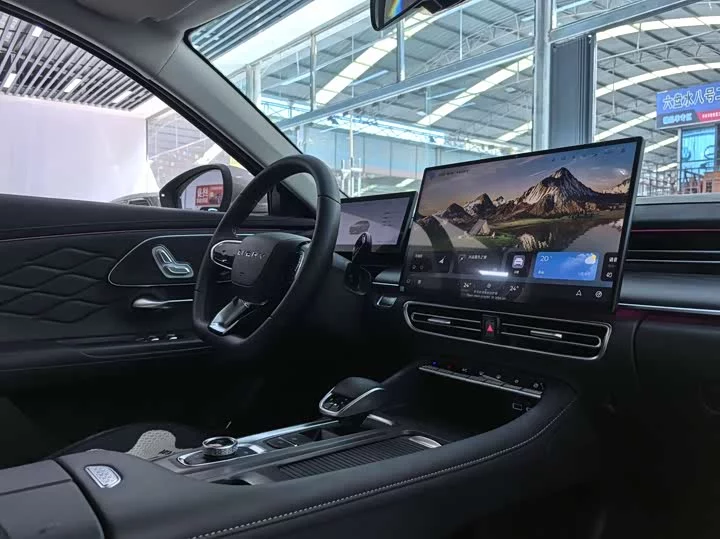 Chery Arrizo 8 PRO