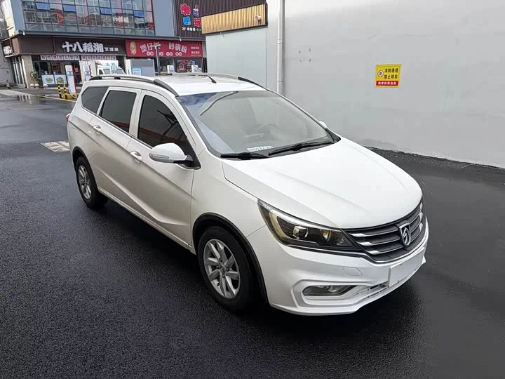 Baojun 310W