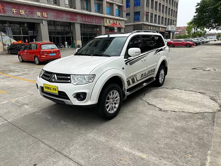 Mitsubishi Pajero Jinchang