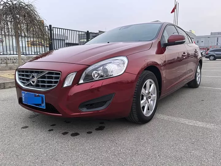 Volvo S60