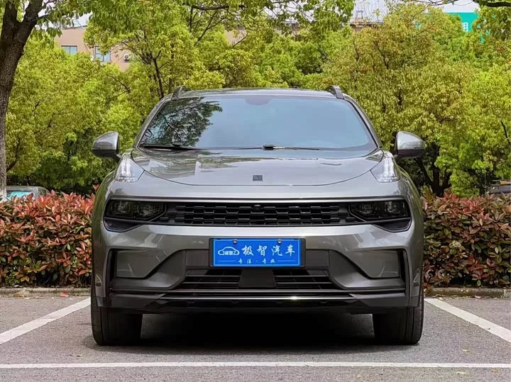 Lynk & Co 01 EM-P