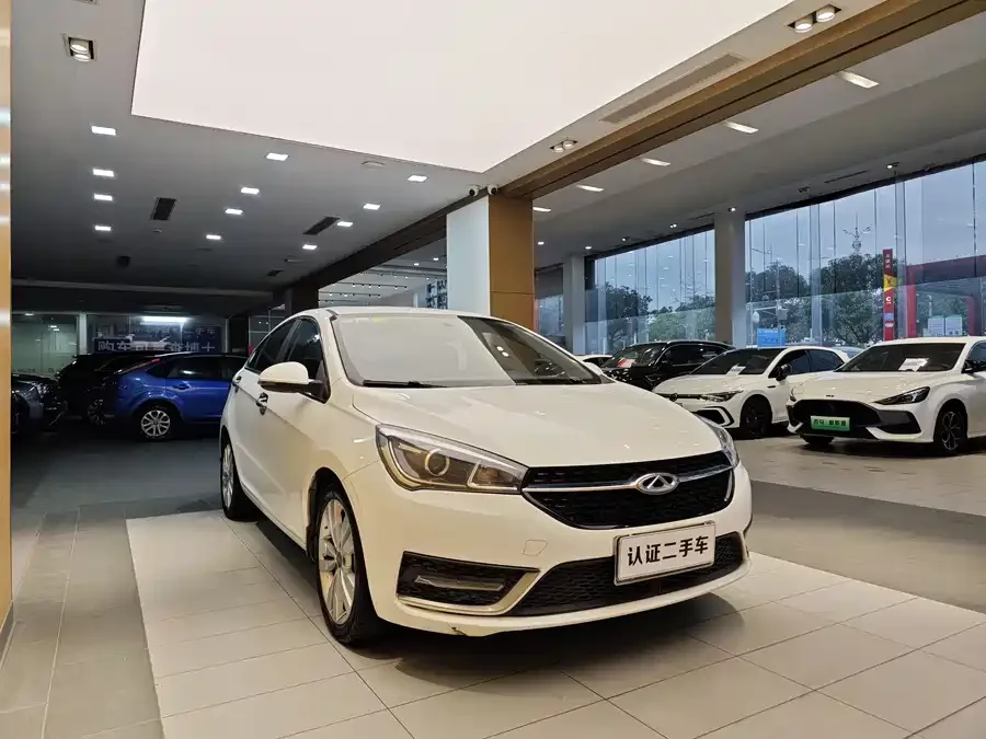 Chery Arrizo 5