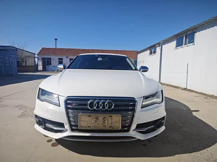 Audi S7