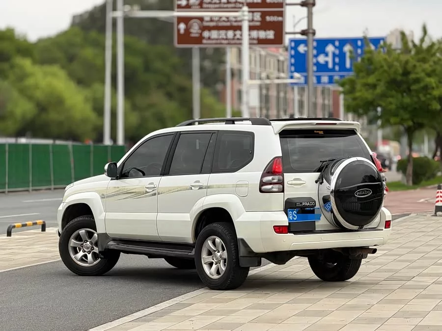 Toyota Prado