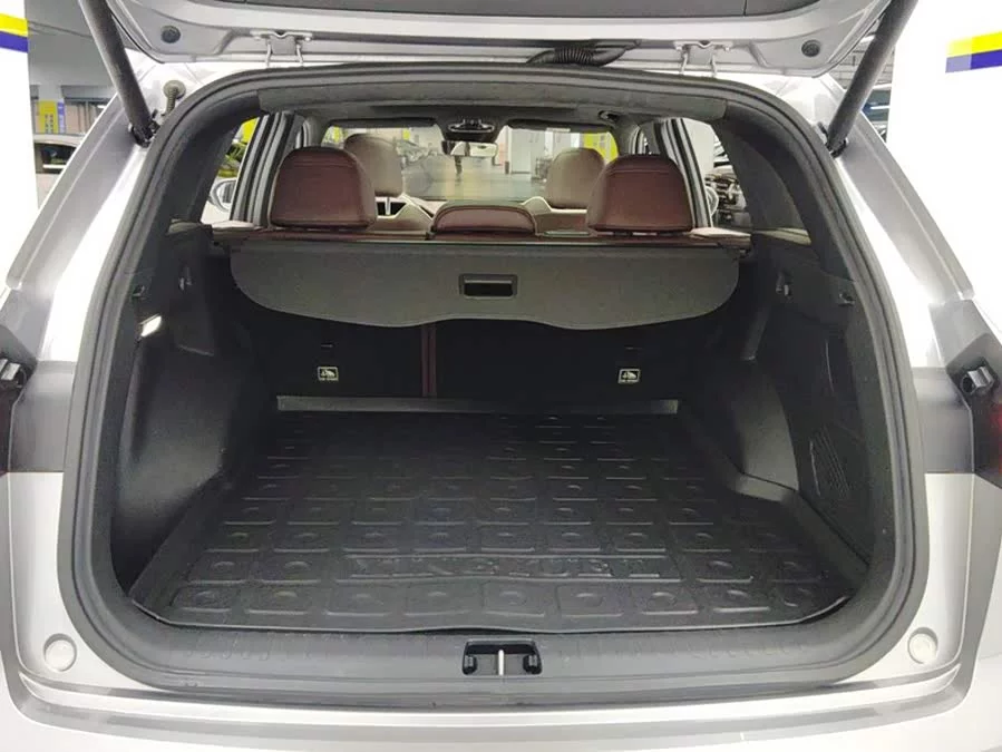 Geely Xingyue L