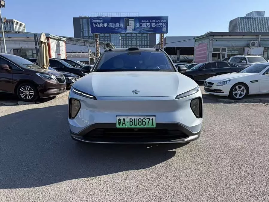 NIO ES6