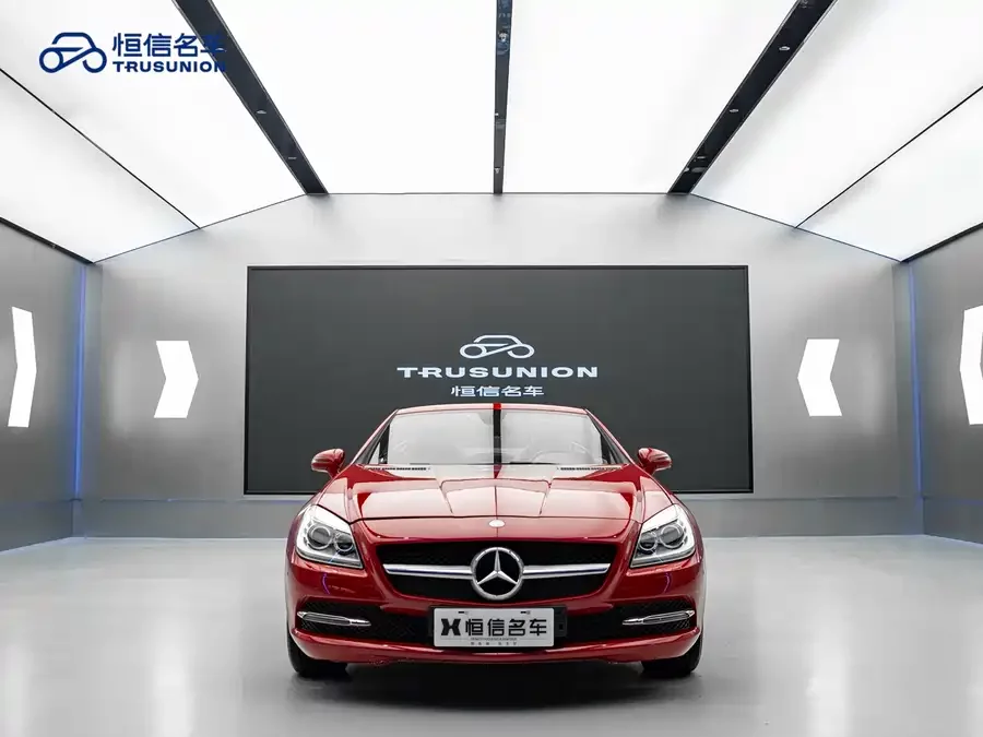Mercedes Benz SLK-Class