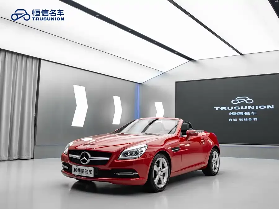 Mercedes Benz SLK-Class