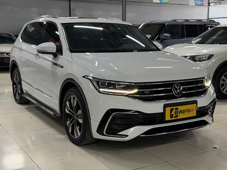 Volkswagen Tiguan L