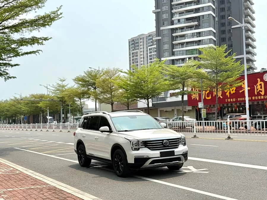 GAC Trumpchi GS8