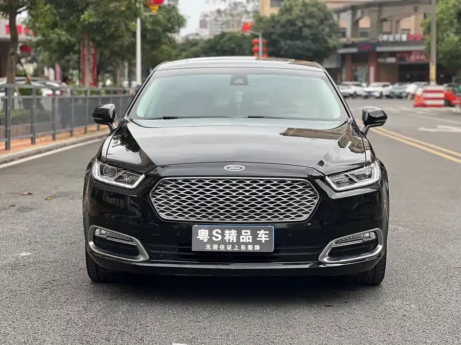 Ford Taurus