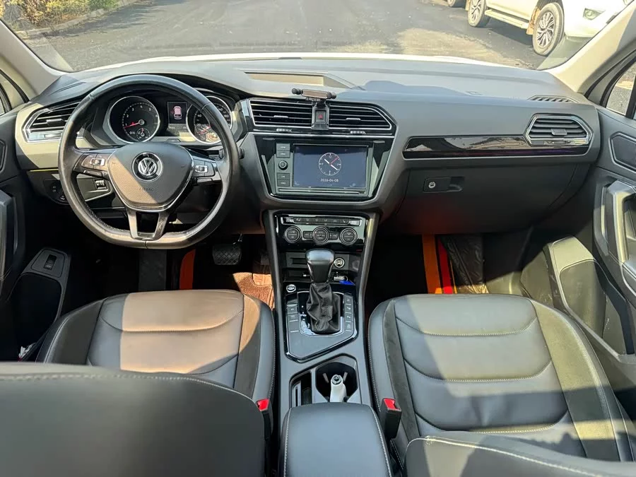 Volkswagen Tiguan L