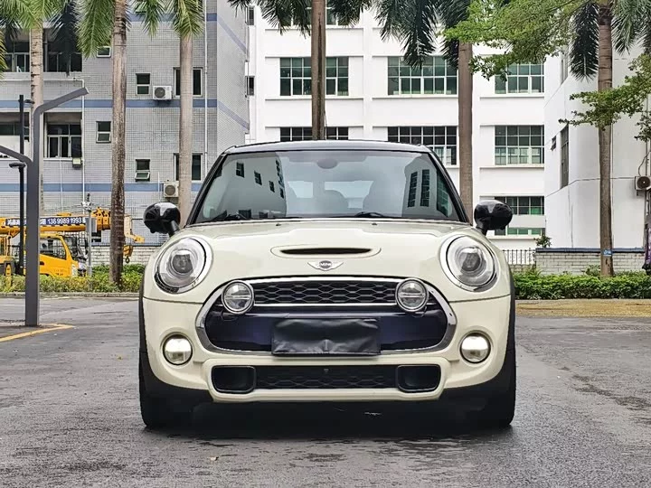 MINI 