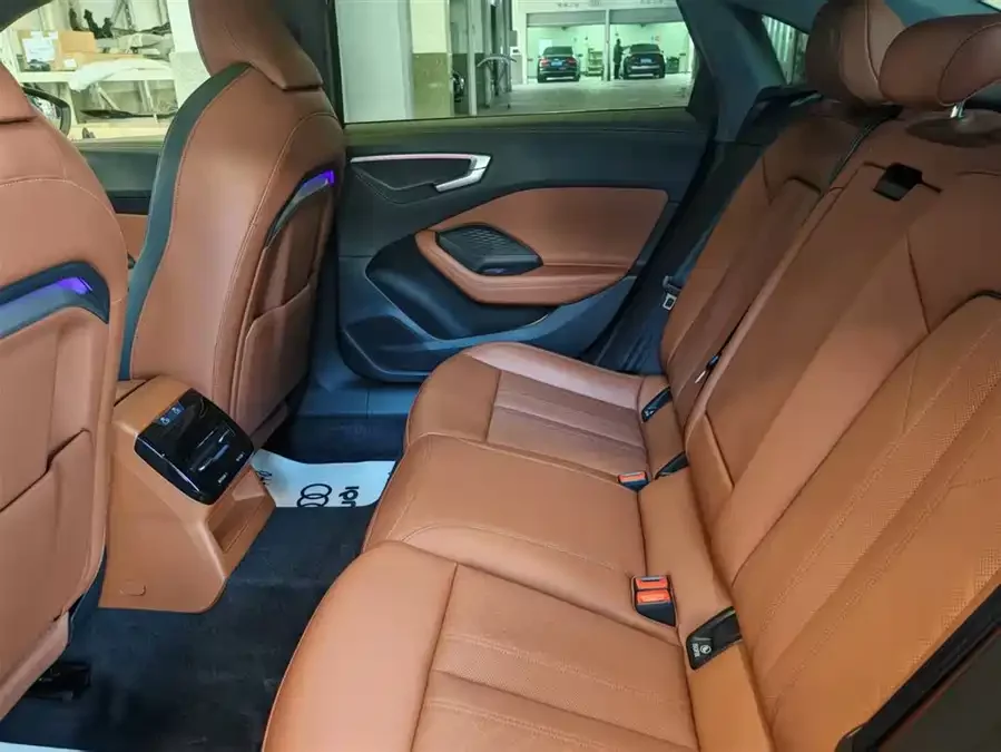 Audi A5L