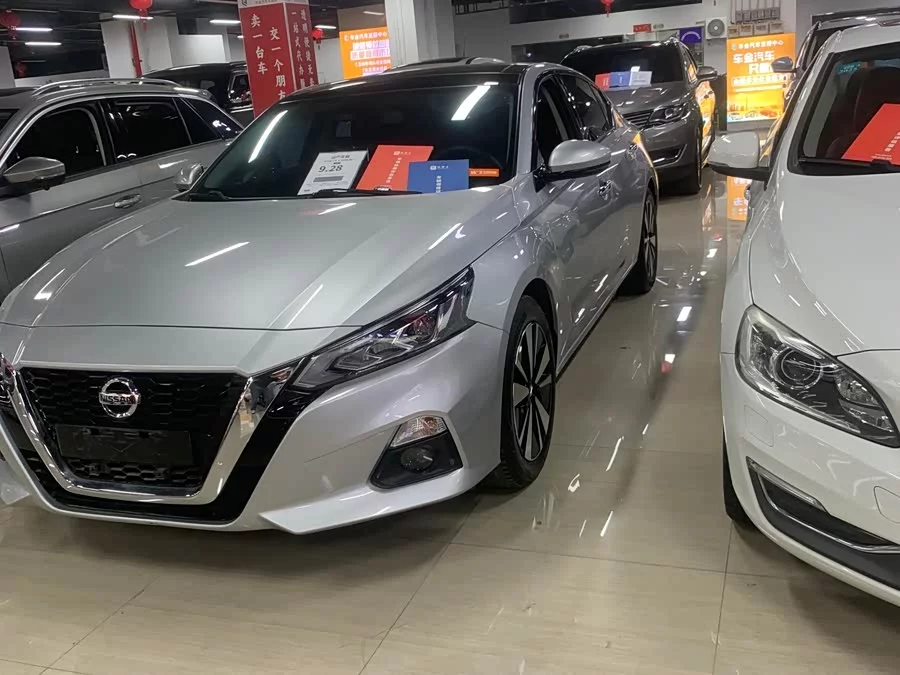 Nissan Teana