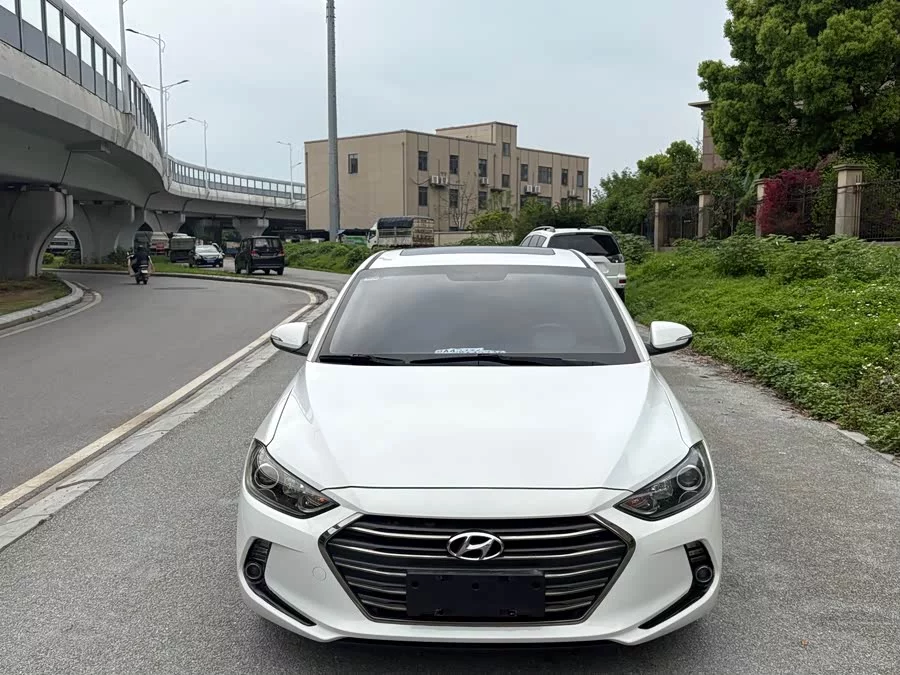 Hyundai elantra
