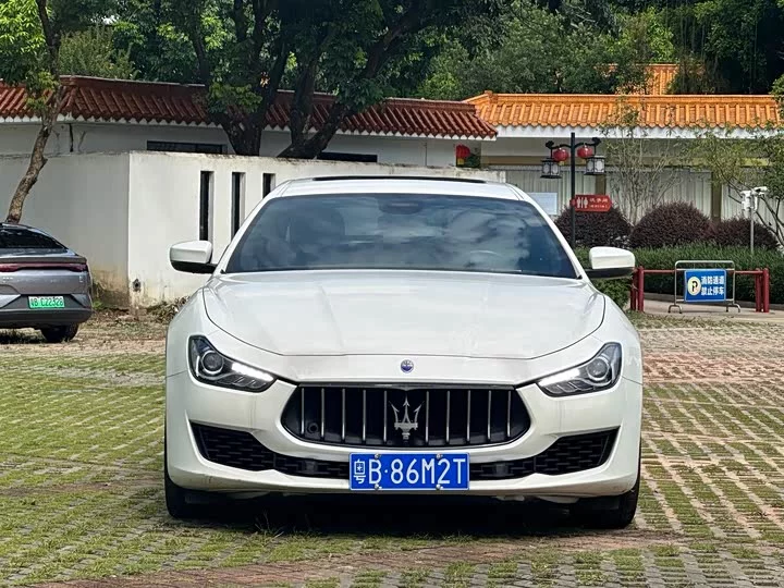 Maserati Ghibli