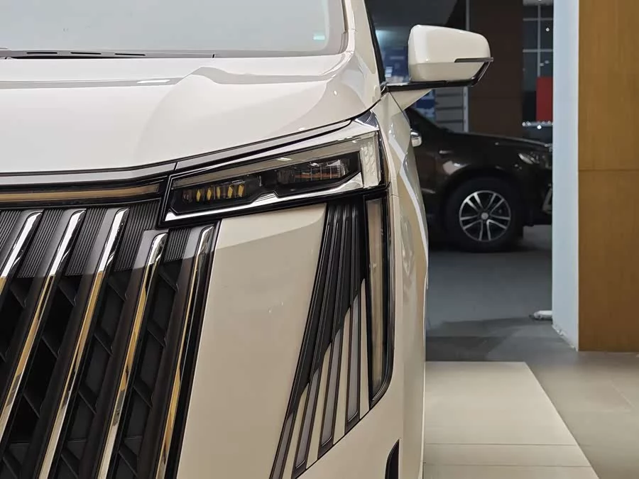 GAC Trumpchi M8