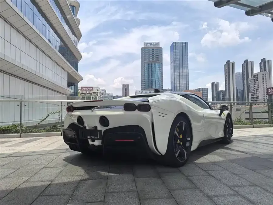 Ferrari SF90