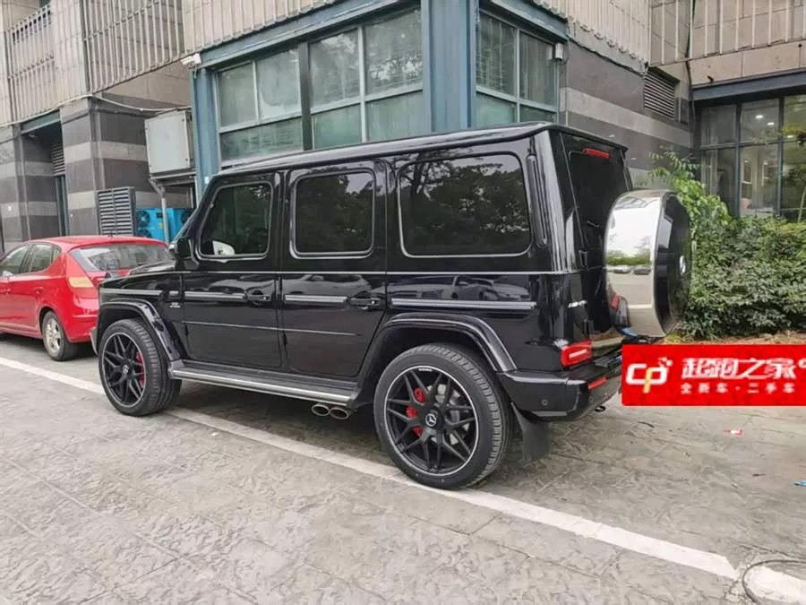 Mercedes Benz G-rated
