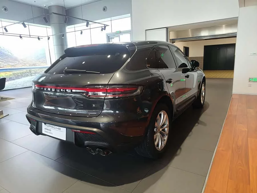 Porsche Macan