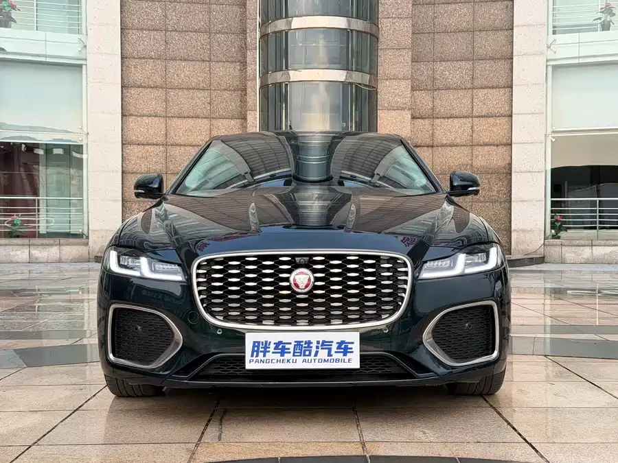 Jaguar XFL