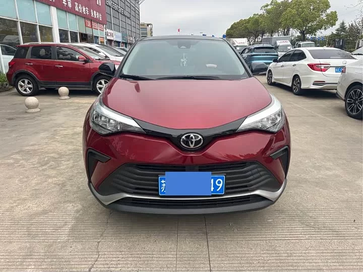 Toyota Yize IZOA