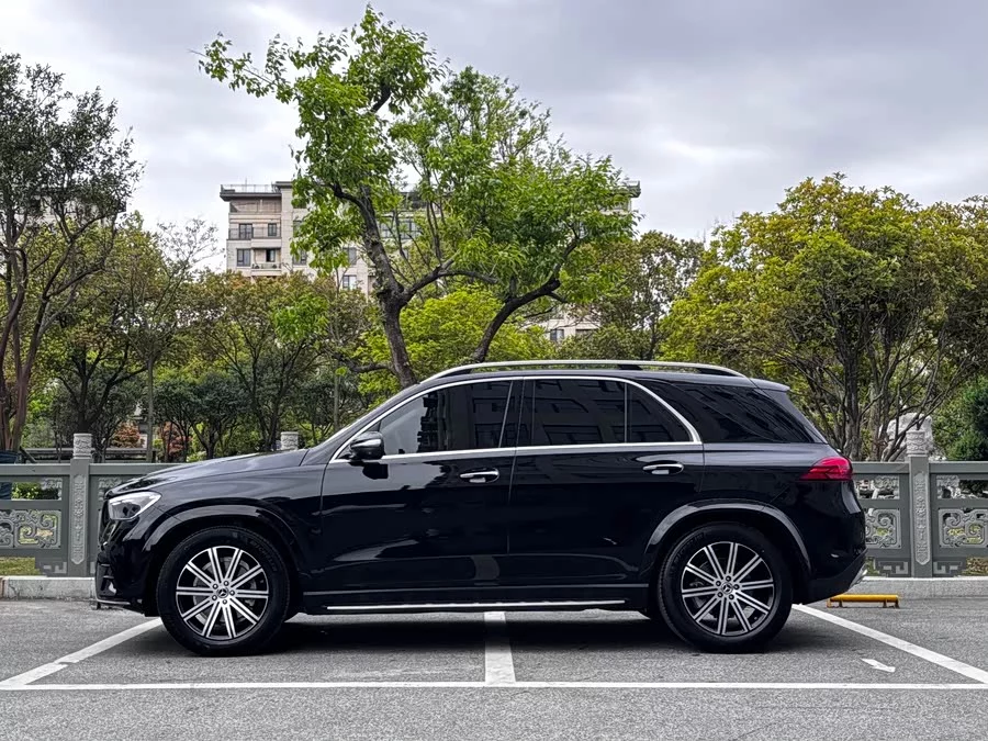 Mercedes Benz GLE (Imported)